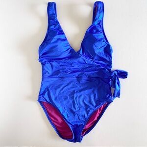 NEW Amavi Women’s one piece swimsuit in Blue -Size 6